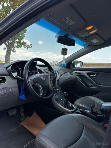 Hyundai Elantra 2015, 146,000 km - 1.8 l - Bakı