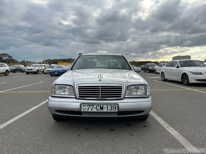 Mercedes C 220 1995, 281,000 km - 2.2 л - Bakı