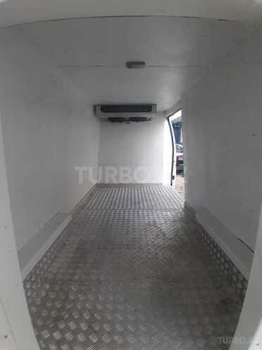 Toyota HiAce 2011, 188,000 km - 2.7 l - Bakı