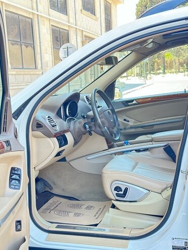 Mercedes GL 450 4MATIC 2007, 241,000 km - 4.7 l - Bakı
