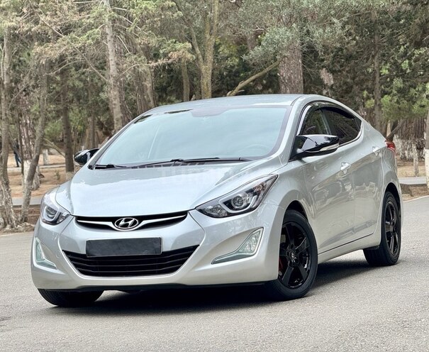 Hyundai Avante 2014, 228,000 km - 1.6 l - Bakı