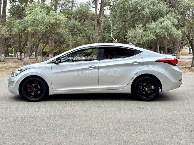 Hyundai Avante 2014, 228,000 km - 1.6 l - Bakı