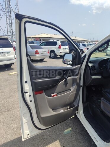 Hyundai H-1 2008, 338,000 km - 2.4 л - Bakı