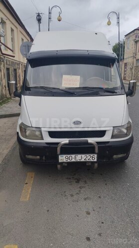 Ford Transit 2000, 699,000 km - 2.4 л - Quba