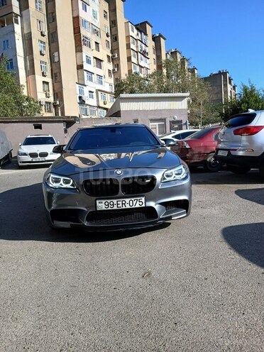 BMW 528 2014, 300,000 km - 2.0 l - Bakı