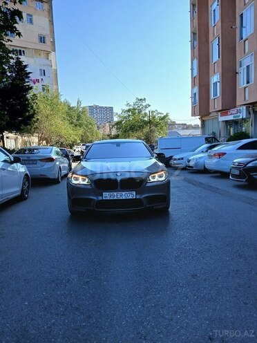 BMW 528 2014, 300,000 km - 2.0 l - Bakı