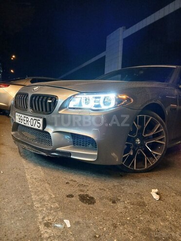 BMW 528 2014, 300,000 km - 2.0 l - Bakı
