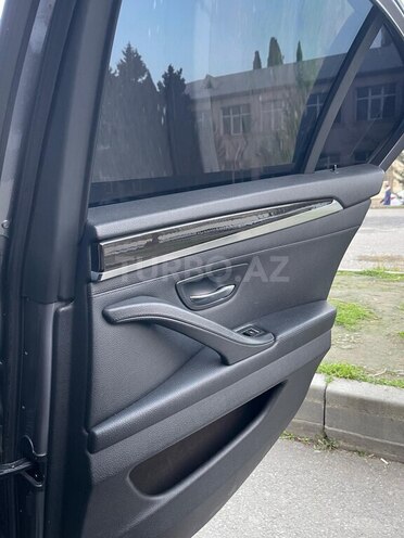 BMW 528 2014, 300,000 km - 2.0 l - Bakı