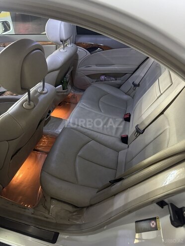 Mercedes E 350 2005, 406,000 km - 3.5 l - Bakı
