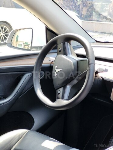 Tesla Model Y 2022, 95,000 km - 0.0 л - Bakı