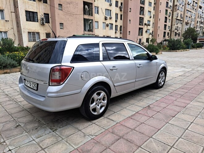 Opel Astra 2007, 243,000 km - 1.3 л - Bakı