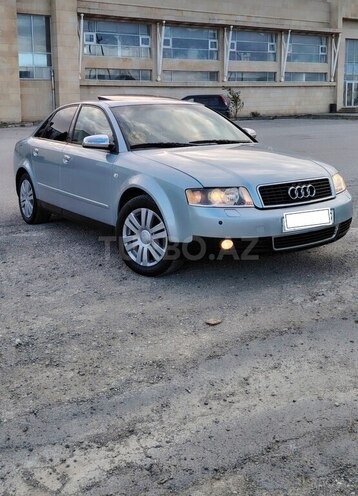 Audi A4 2003, 210,984 km - 1.8 л - Bakı