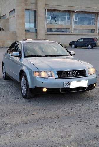 Audi A4 2003, 210,984 km - 1.8 л - Bakı