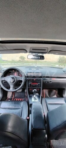 Audi A4 2003, 210,984 km - 1.8 л - Bakı
