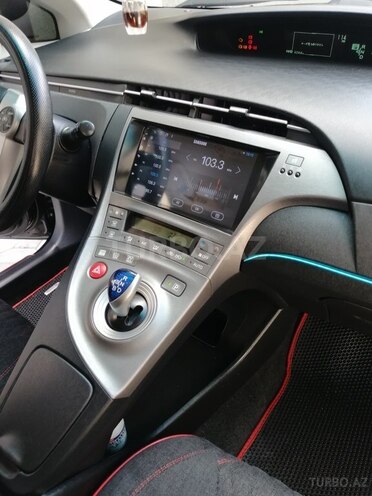 Toyota Prius 2015, 162,000 km - 1.8 л - Bakı