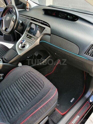 Toyota Prius 2015, 162,000 km - 1.8 л - Bakı