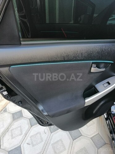 Toyota Prius 2015, 162,000 km - 1.8 л - Bakı