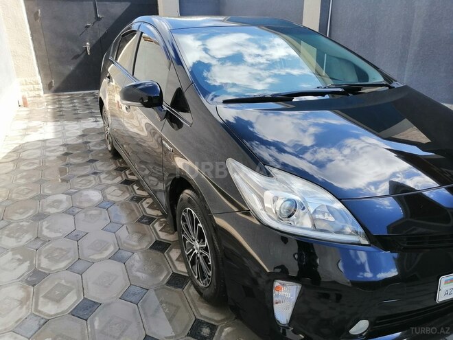 Toyota Prius 2015, 162,000 km - 1.8 л - Bakı