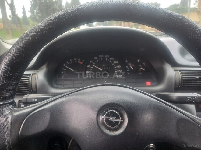 Opel Astra 1997, 415,000 km - 1.6 l - Gəncə