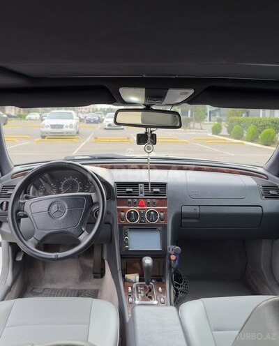 Mercedes C 230 1999, 210,551 km - 2.3 l - Bakı