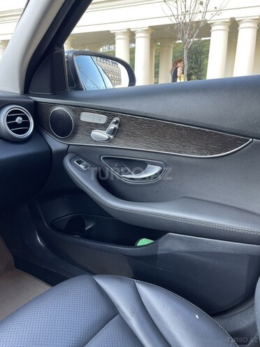 Mercedes C 300 2018, 72,000 km - 2.0 l - Bakı