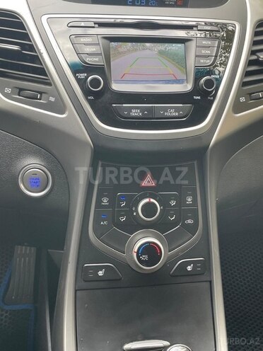 Hyundai Elantra 2015, 100,000 km - 1.8 l - Bakı