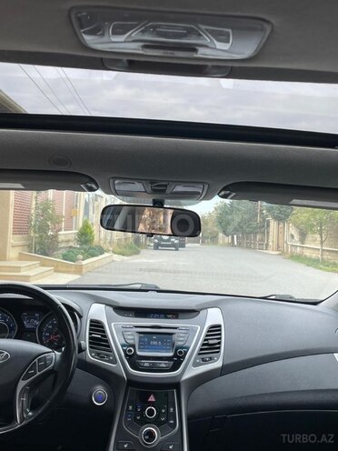Hyundai Elantra 2015, 100,000 km - 1.8 l - Bakı