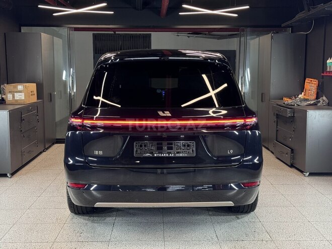 Li Auto L9-6