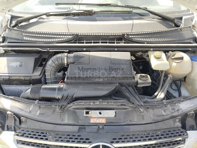 Mercedes  2009, 324,900 km - 2.1 л - Bakı