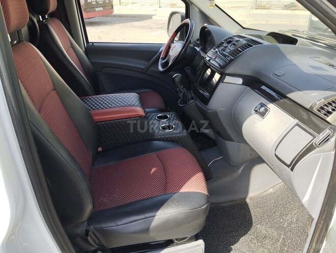 Mercedes  2009, 324,900 km - 2.1 л - Bakı