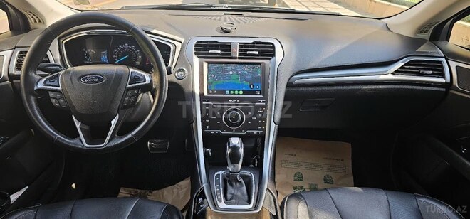 Ford Fusion (North America) 2015, 245,000 km - 2.0 л - Bakı