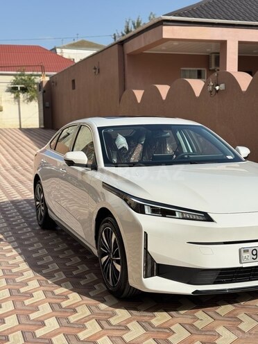 Changan Qiyuan A05 2025, 0 km - 1.5 л - Bakı