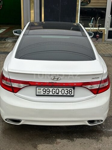 Hyundai Grandeur 2012, 230,000 km - 3.0 l - Qusar