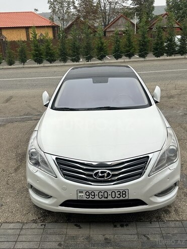 Hyundai Grandeur 2012, 230,000 km - 3.0 l - Qusar