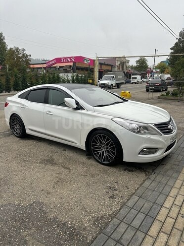 Hyundai Grandeur 2012, 230,000 km - 3.0 l - Qusar