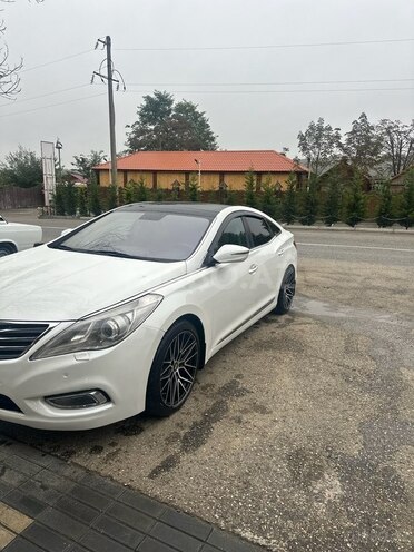 Hyundai Grandeur 2012, 230,000 km - 3.0 l - Qusar