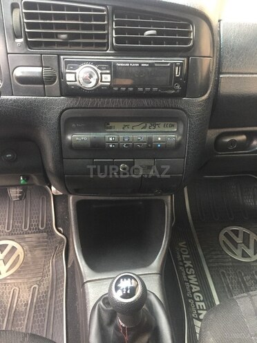 Volkswagen Golf 1999, 262,624 km - 1.9 l - Zaqatala