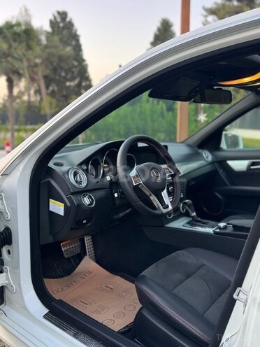 Mercedes C 250 2014, 241,000 km - 1.8 l - Bakı
