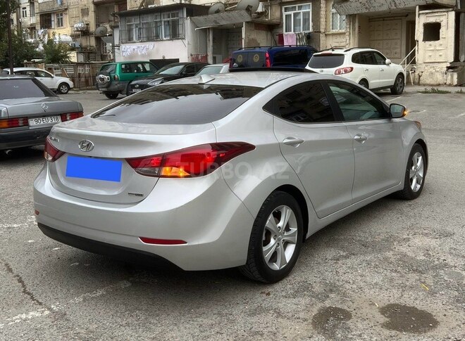 Hyundai Elantra 2015, 207,057 km - 1.8 л - Bakı