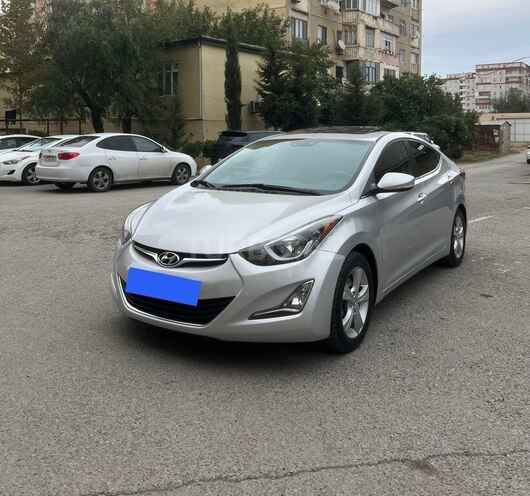 Hyundai Elantra 2015, 207,057 km - 1.8 л - Bakı