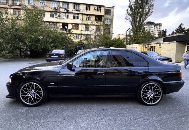 BMW 525 2002, 81,812 km - 2.5 l - Bakı