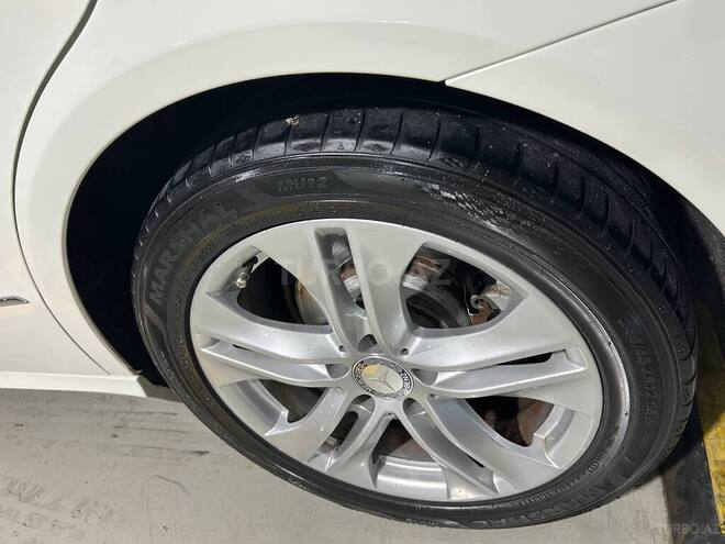 Mercedes E 250 2011, 227,000 km - 1.8 l - Bakı
