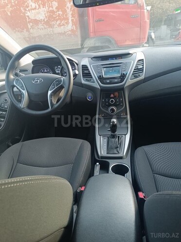 Hyundai Elantra 2015, 207,057 km - 1.8 л - Bakı