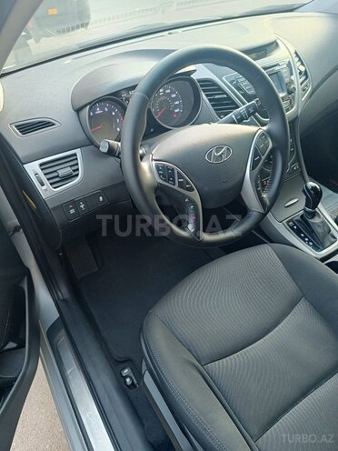 Hyundai Elantra 2015, 207,057 km - 1.8 л - Bakı