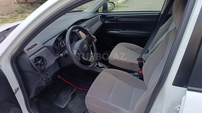 Toyota Corolla Axio 2016, 200,000 km - 1.5 l - Bakı