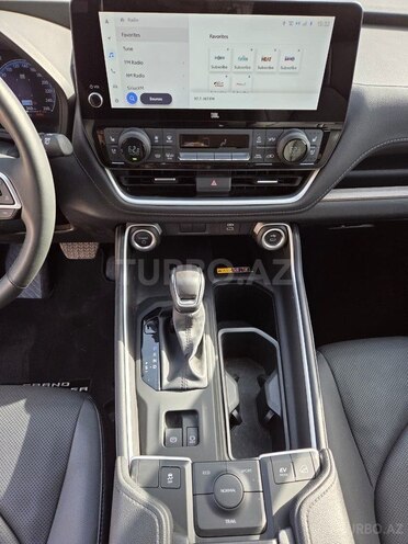 Toyota  2024, 11,605 km - 2.5 l - Bakı