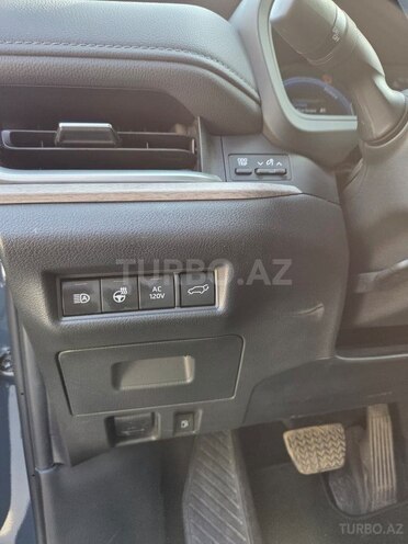 Toyota  2024, 11,605 km - 2.5 l - Bakı