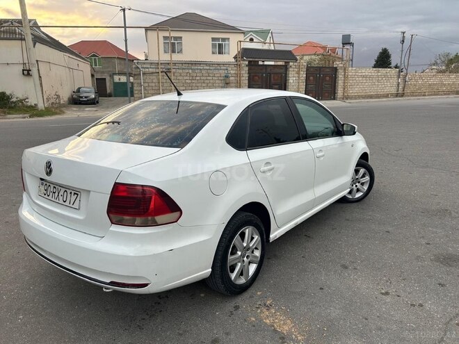 Volkswagen Polo 2018, 215,000 km - 1.6 l - Bakı