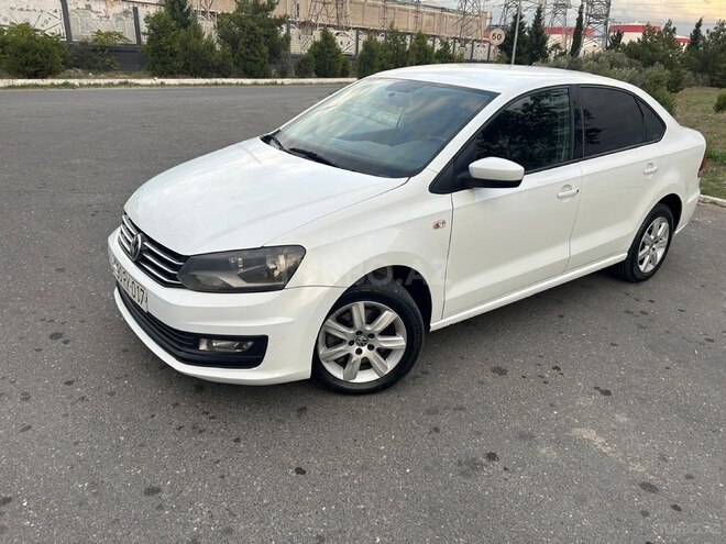 Volkswagen Polo 2018, 215,000 km - 1.6 l - Bakı