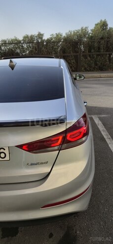 Hyundai Elantra 2016, 180,000 km - 2.0 л - Bakı